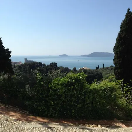Minisuite Apartment Lerici